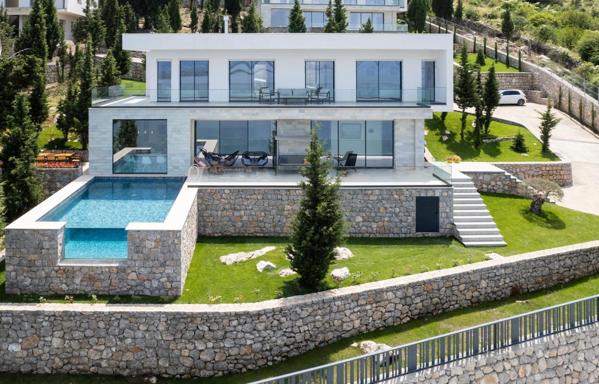 The Luxury Villa Shirokë Exterior foto